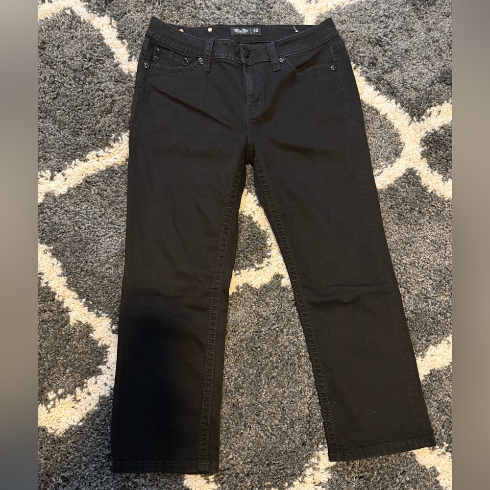 Miss Me Black Stretch Capris - 32